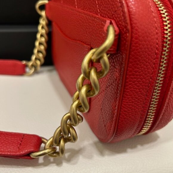 Chanel Red Quilted Caviar Leather Chic Affinity Belt Bag - Picture 8 of 16